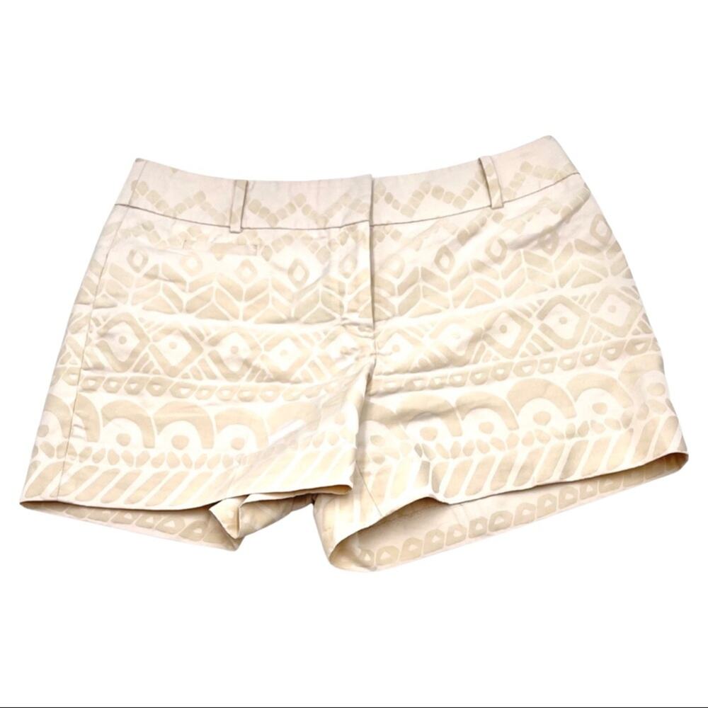 Loft The Riviera Shorts 4" inseam beige printed back pockets SIZE 8